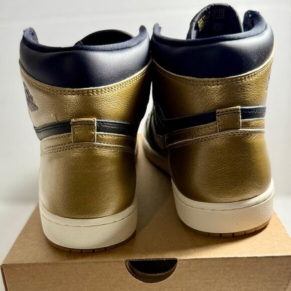 DZ5485-071 Air Jordan 1 Retro Hi OG Black & Gold Sz: 12 | NWB B-Stock non-og box main image 7
